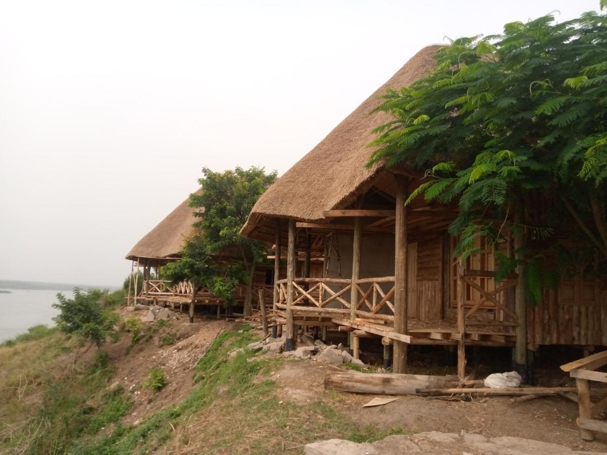 Tembo Safari Lodge Katunguru ภายนอก รูปภาพ