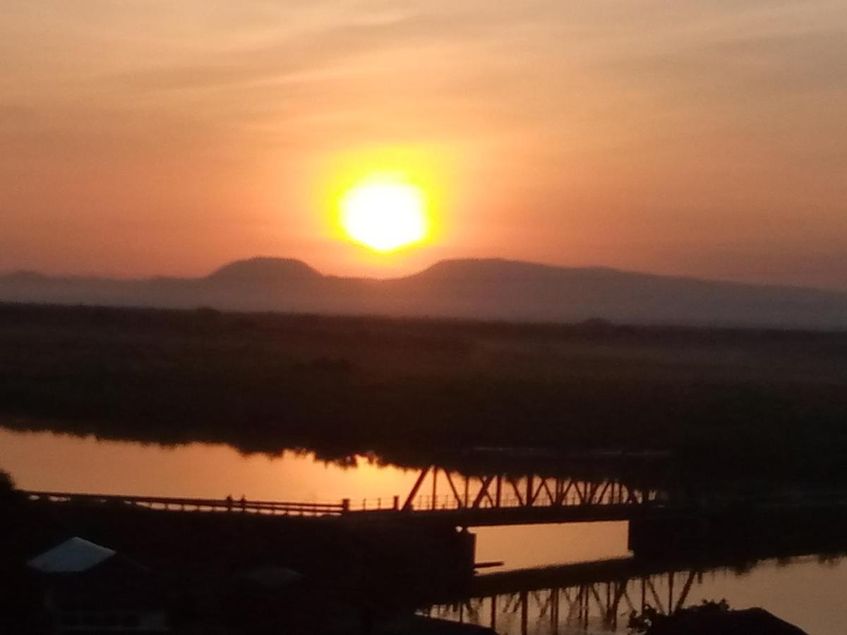 Tembo Safari Lodge Katunguru ภายนอก รูปภาพ