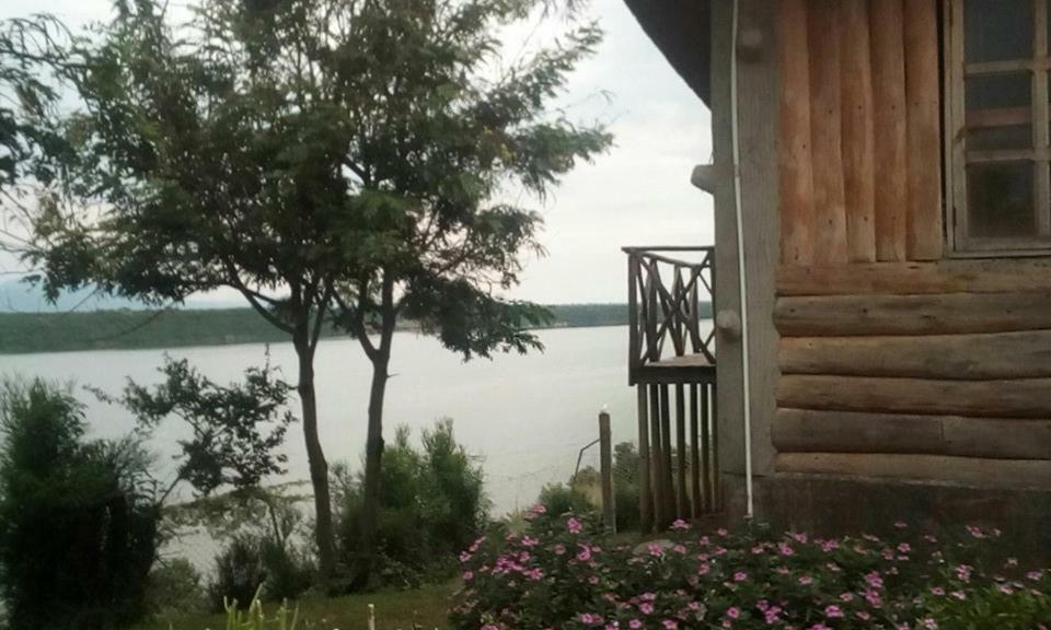 Tembo Safari Lodge Katunguru ภายนอก รูปภาพ