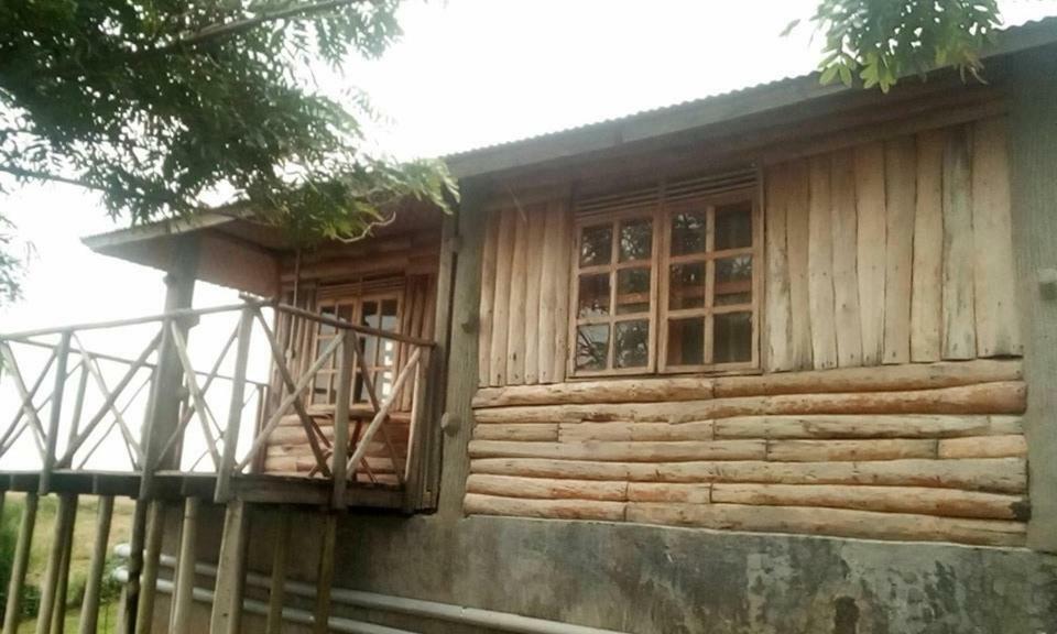Tembo Safari Lodge Katunguru ภายนอก รูปภาพ